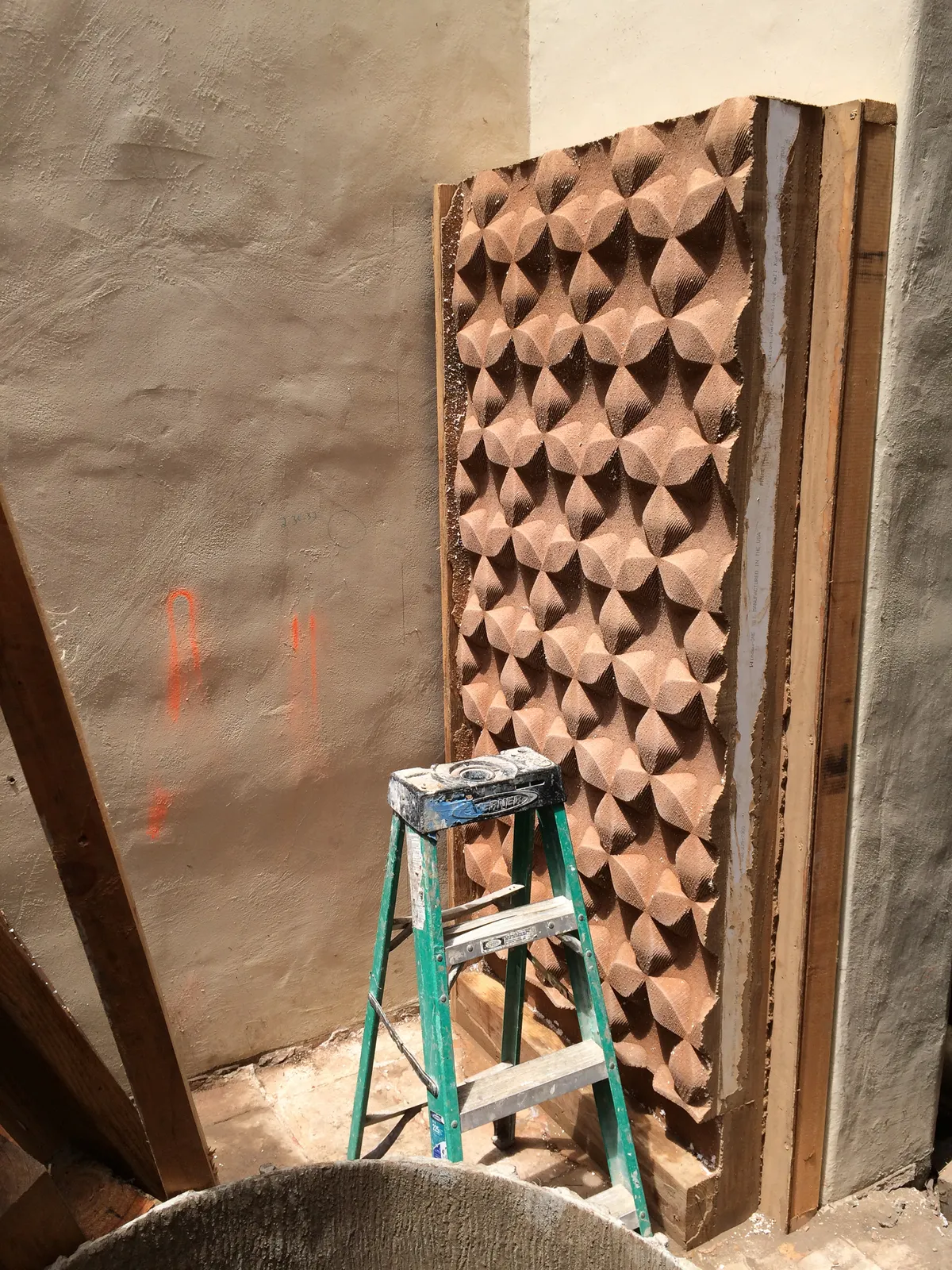 Studio fragment — Caption to be added